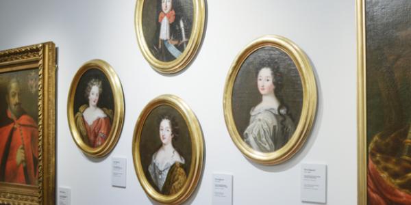 Portrety w galerii malarstwa