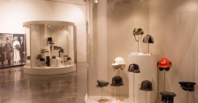 Wystawa Kapelusze z głów 