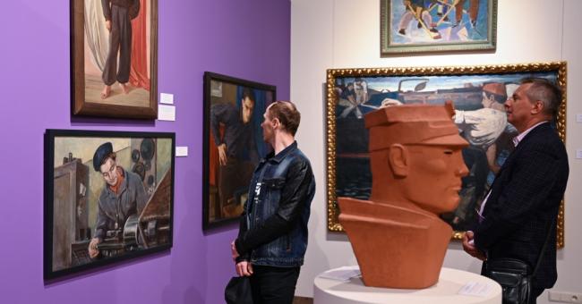 Polski mężczyzna 1910-2010