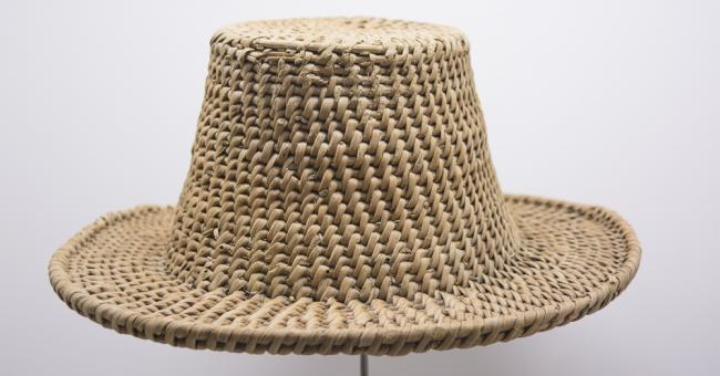 Wystawa Kapelusze z głów 