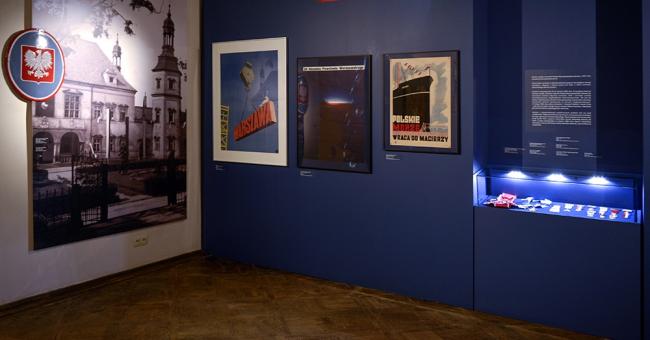 wystawa Biel, Czerwień, Braterstwo