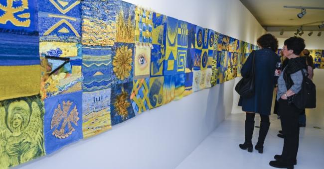 Blue-Yellow. Wstęga Nadziei. Ukraina