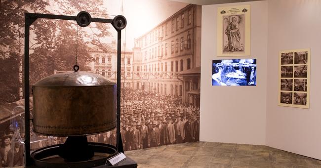 Wystawa Kapelusze z głów 