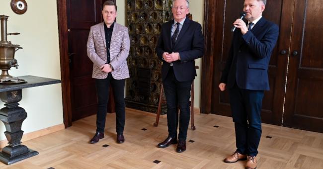 Wernisaż wysatwy czasowej 