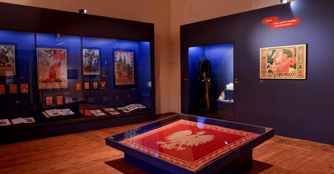 wystawa Biel, Czerwień, Braterstwo