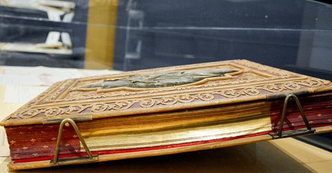 Zapiski przy sztaludze. Przyjaźnie Sienkiewicza w świecie malarskim