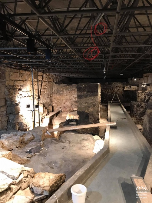 Modernizacja Muzeum Archeologicznego w Wiślicy - kwiecień 2021