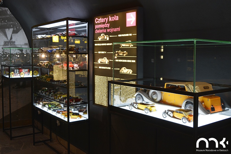 Otwarcie wystawy stałej Historia motoryzacji w miniaturze
