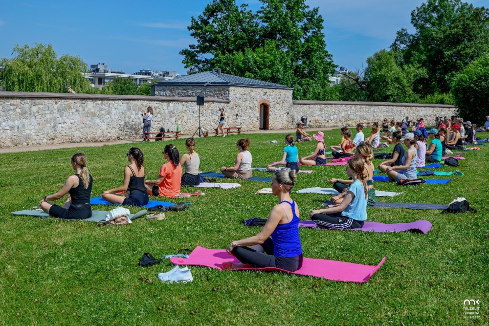 Yoga w ogrodzie włoskim 2024