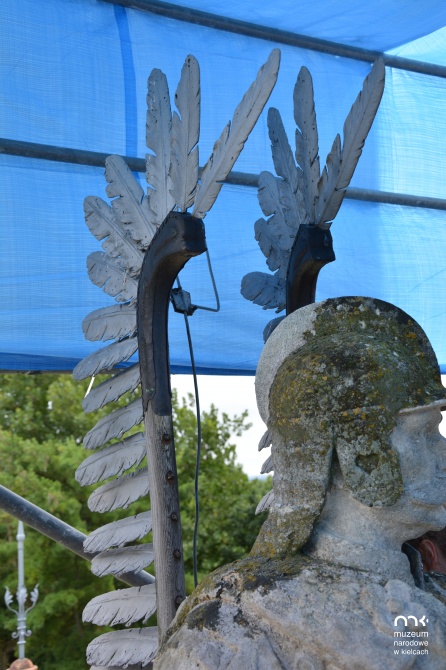 Renowacja rzeźby Husarza