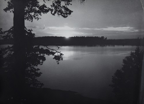 Zachód słońca nad Jeziorem Białym koło Augustowa, Jan Kłodawski, 1937