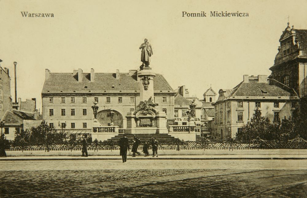 Pomnik Adama Mickiewicza w Warszawie